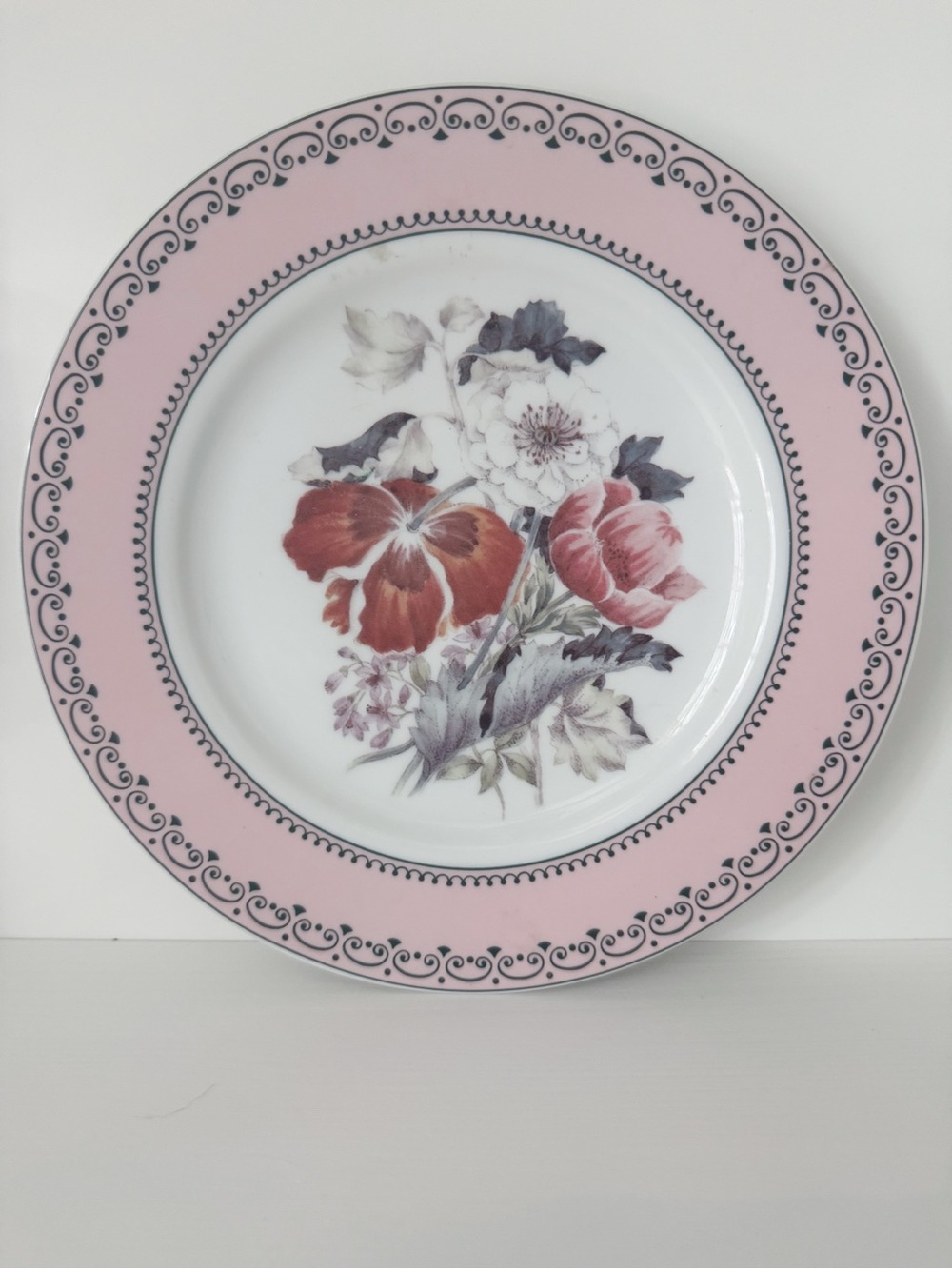 Andrea By Sadek Winterthur Pink Rim Floral Porcelain Plate